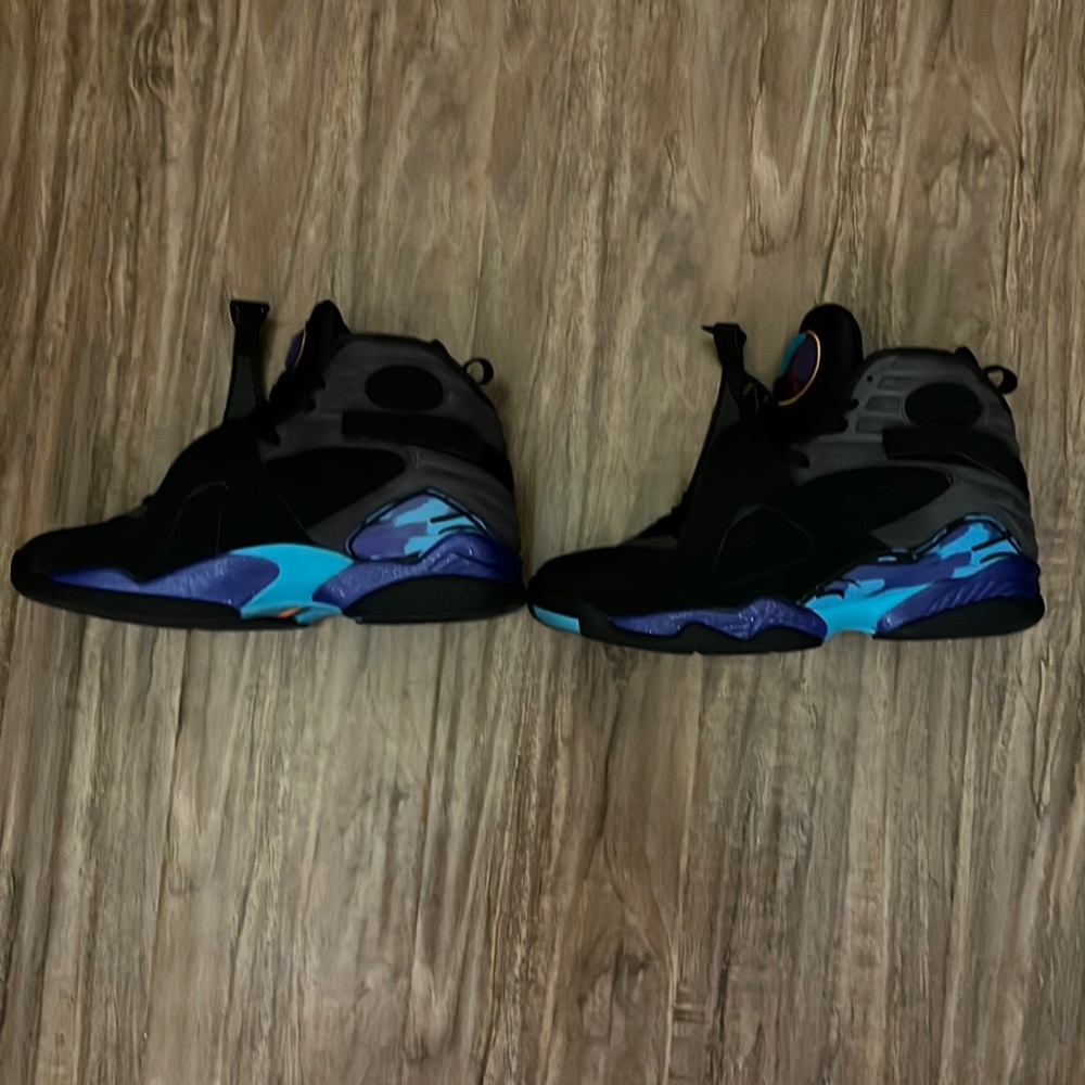 Jordan 8 “Aqua”